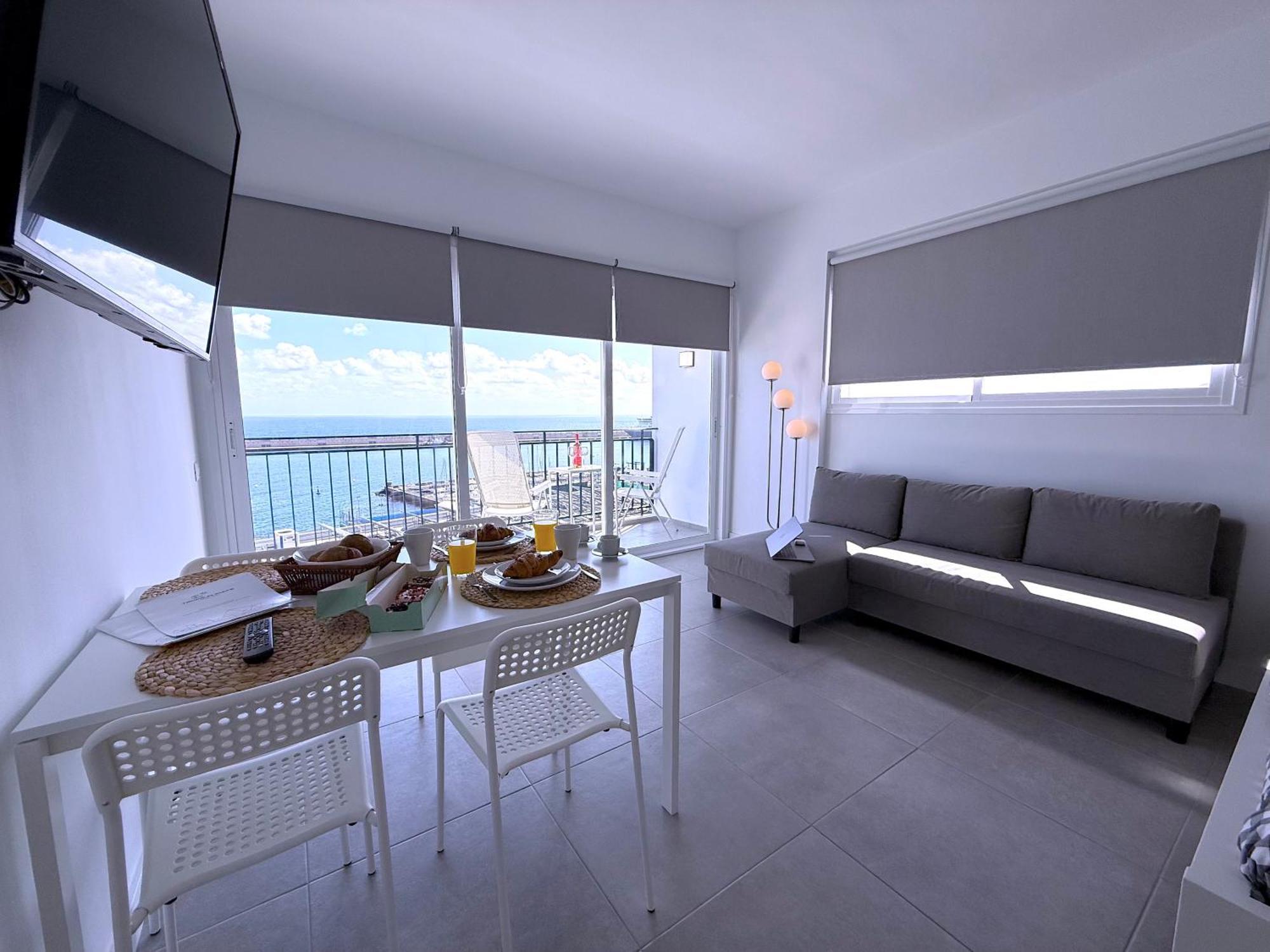 Tropicalidays Marina View Studio سانتا كروز دي تينيريف المظهر الخارجي الصورة
