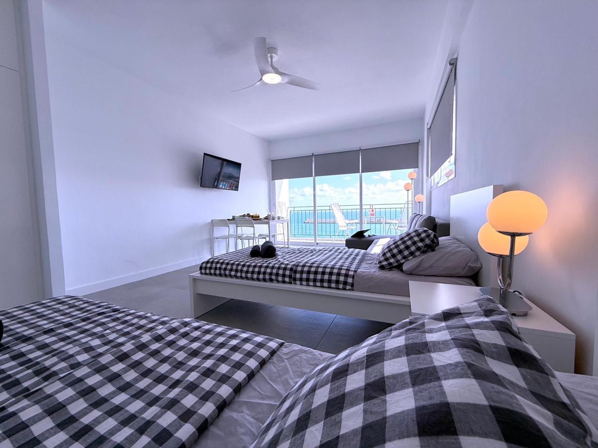 Tropicalidays Marina View Studio سانتا كروز دي تينيريف المظهر الخارجي الصورة